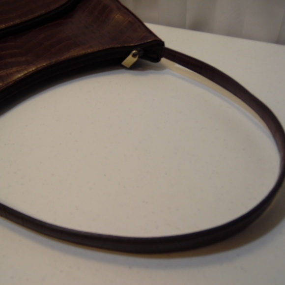 Enzo Angiolini Croc Pattern Hobo Shoulder Bag - Picture 3 of 8